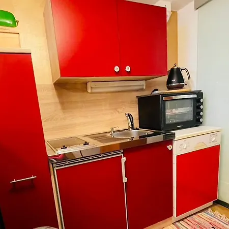 Amethyst Apartment